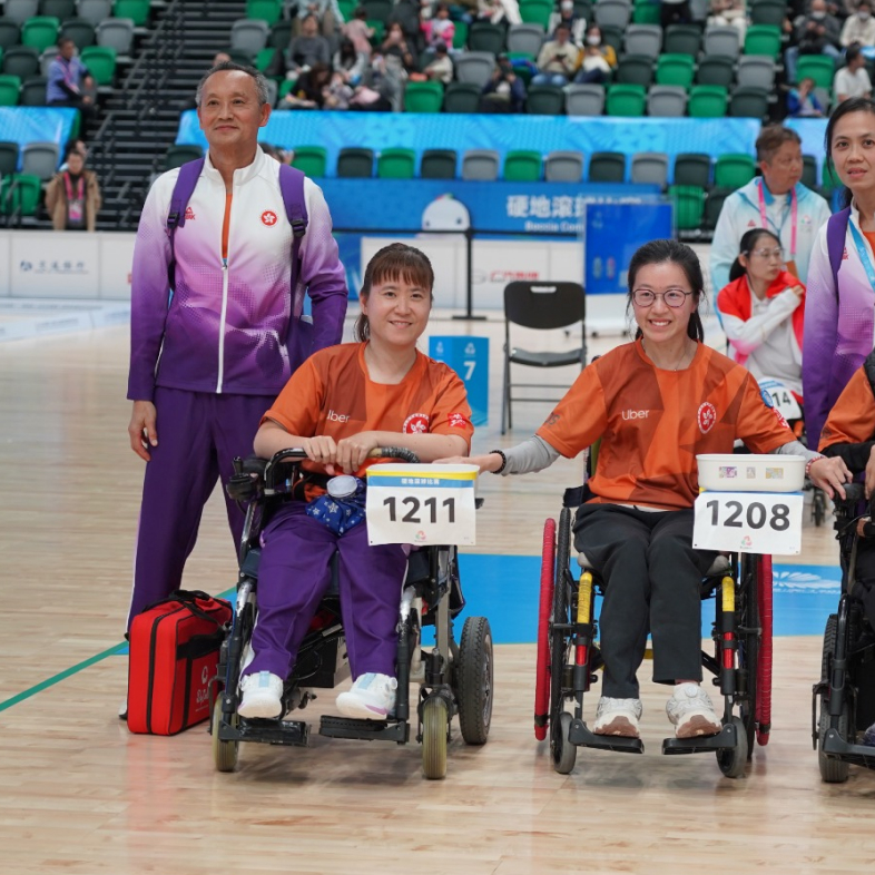 Rolling through life with perseverance—the Paralympic champion who blooms against the odds
